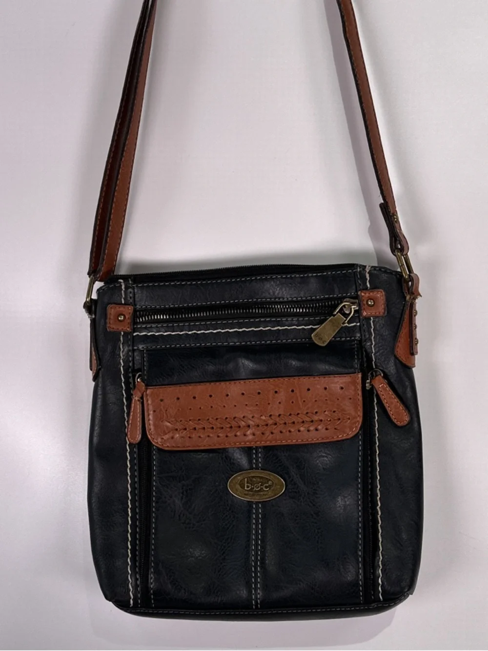 B.O.C. Organizer Crossbody Bag Built In Wallet Faux Leather Black Brown Medium